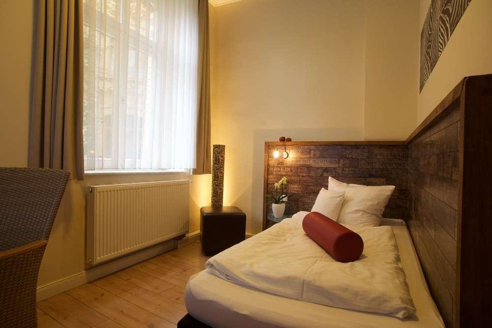Ringhotel Schwarzer Baer Wittenberg Zimmer foto