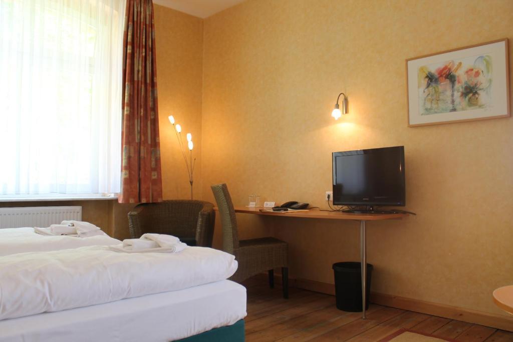 Ringhotel Schwarzer Baer Wittenberg Zimmer foto